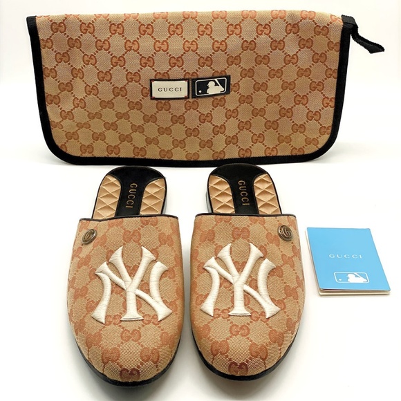 Gucci x NY Yankees GG Slippers Special Edition - Picture 2 of 12